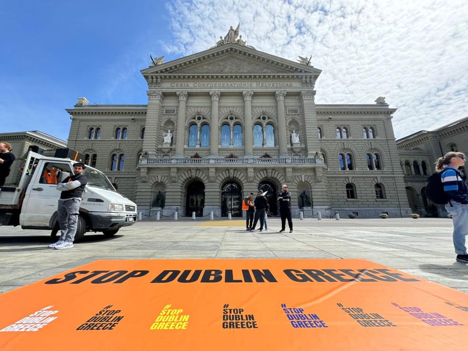 parlamento önündeki eylemden görüntü