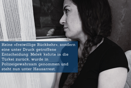 Melek Ölmezoglu, als sie von ihrem Fenster aus nach draussen schaute.